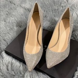 Barney Nataly Silver Glitter Sparkle Point Toe Shoes